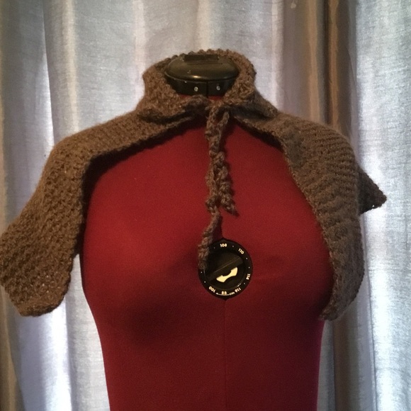 19th century inspired caplet crocheted by myself - new - Picture 4 of 4